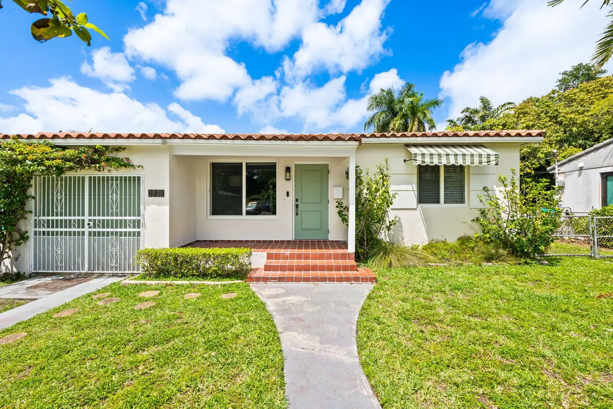8-web-or-mls-DSC_0787 at 2135 SW 26th Street, Miami