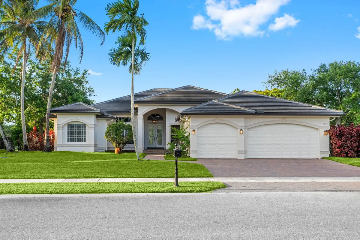 4-web-or-mls-A7R08099 copy 2 at 15273 SW 37th Street, Davie