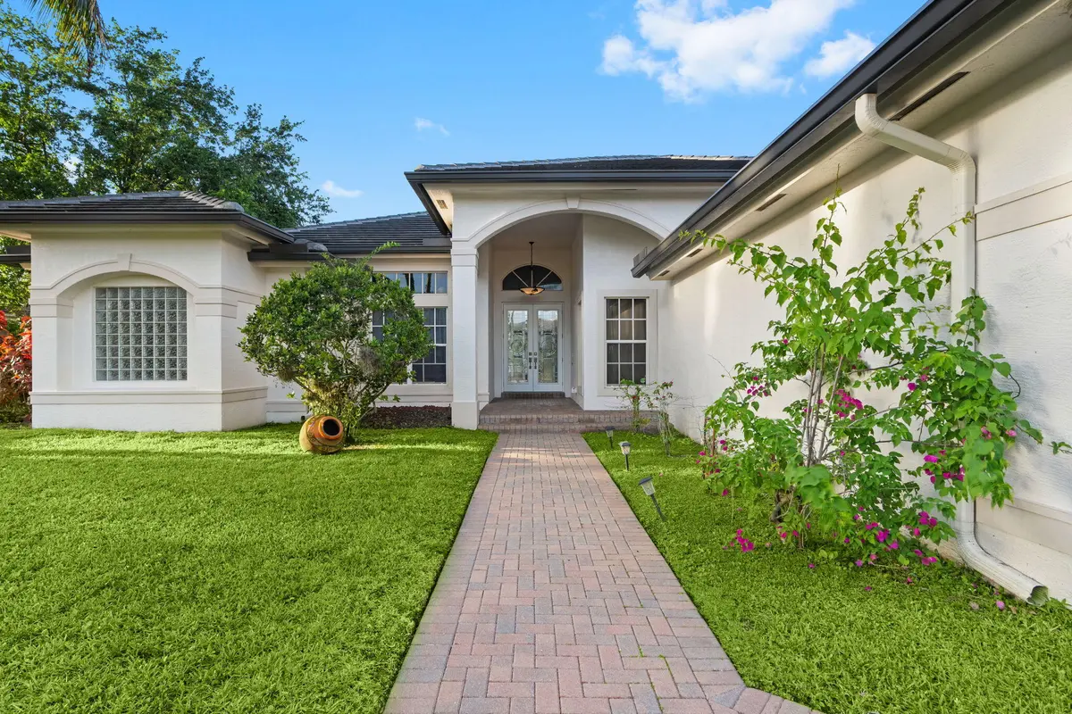 7-web-or-mls-A7R08069 copy at 15273 SW 37th Street, Davie