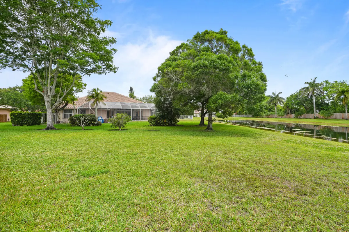 DSC03712 at 16245 Seneca Circle, Davie