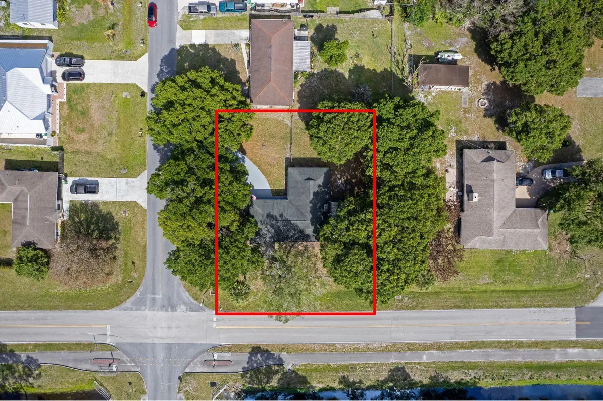 2-web-or-mls-7205 Lakeland Blvd - Outlin at 7205 Lakeland Boulevard, Fort Pierce