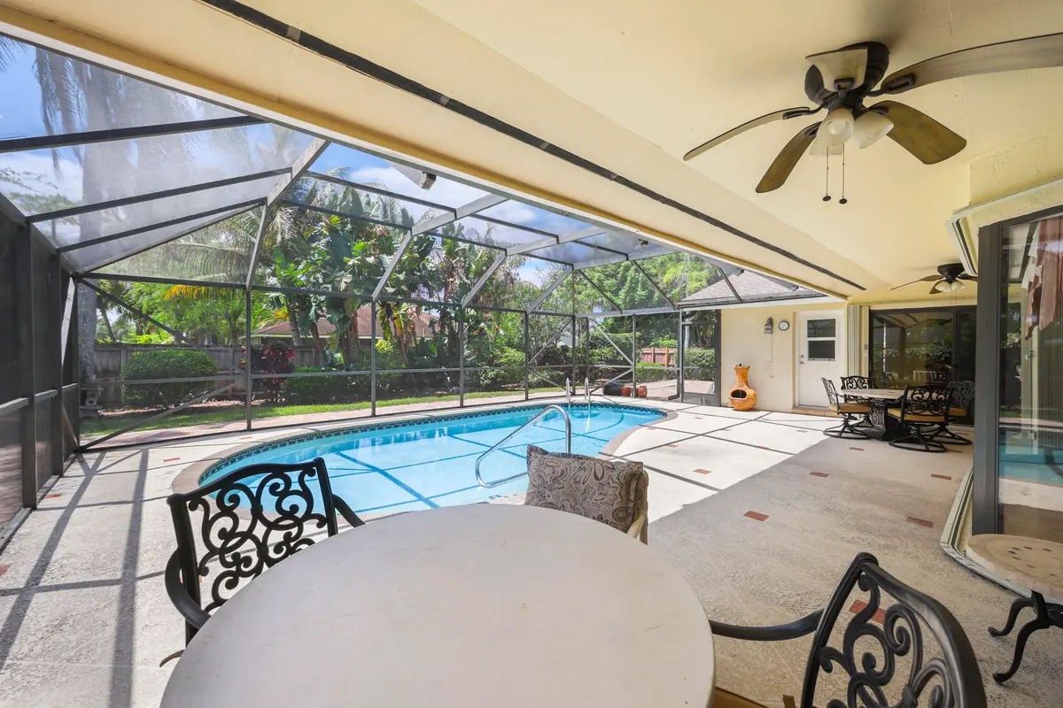 12378 Sawgrass Ct at 12378 Sawgrass Court, Wellington