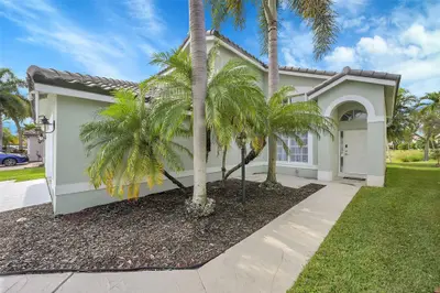 8236 White Rock Circle, Boynton Beach – sold
