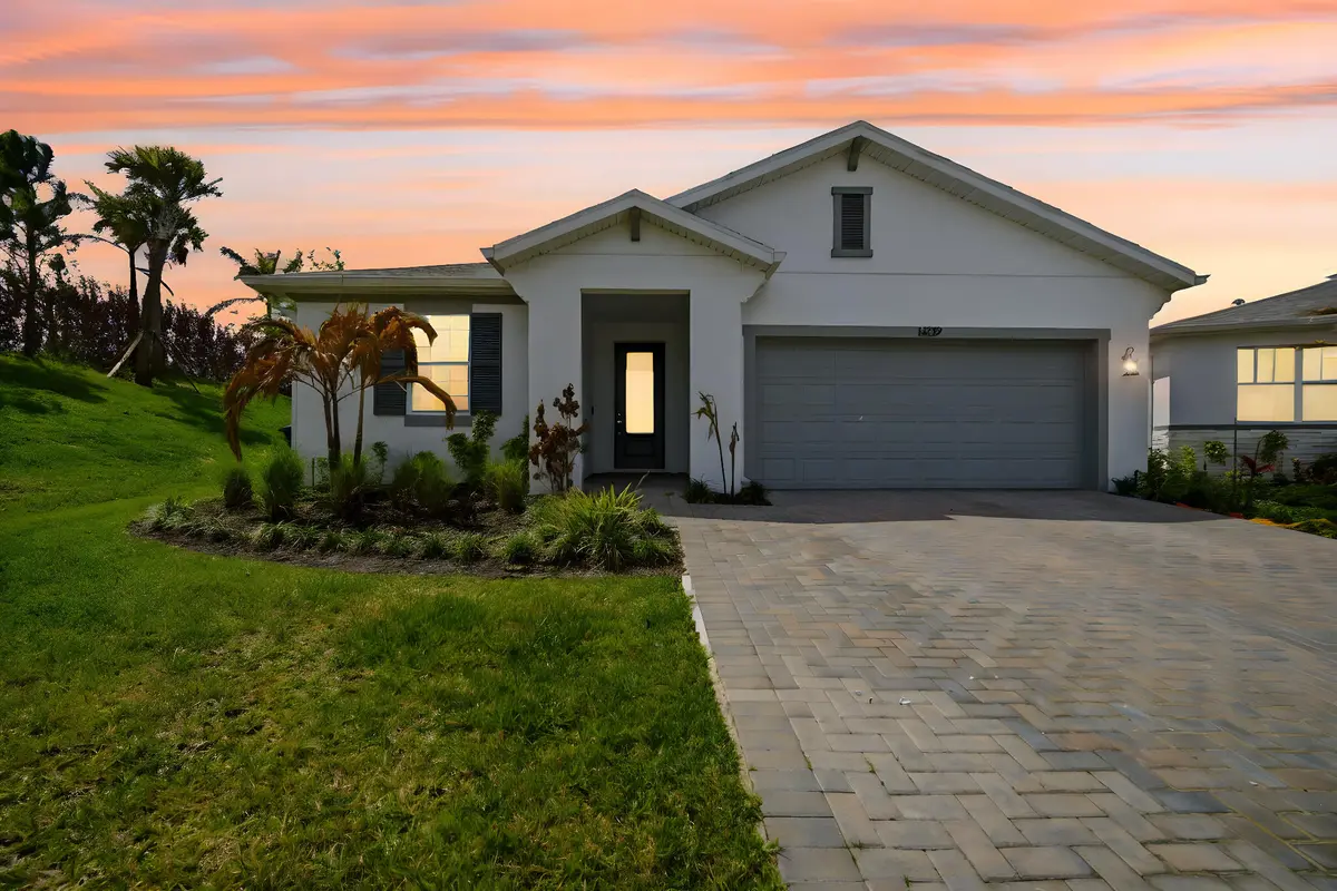 2-web-or-mls-IMG_1148 day to dusk at 14519 SW Skye Drive, Port St. Lucie