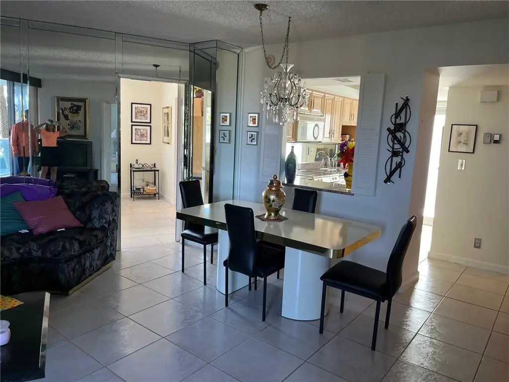 Living/Dining at 333 NE 21 Avenue 304, Deerfield Beach