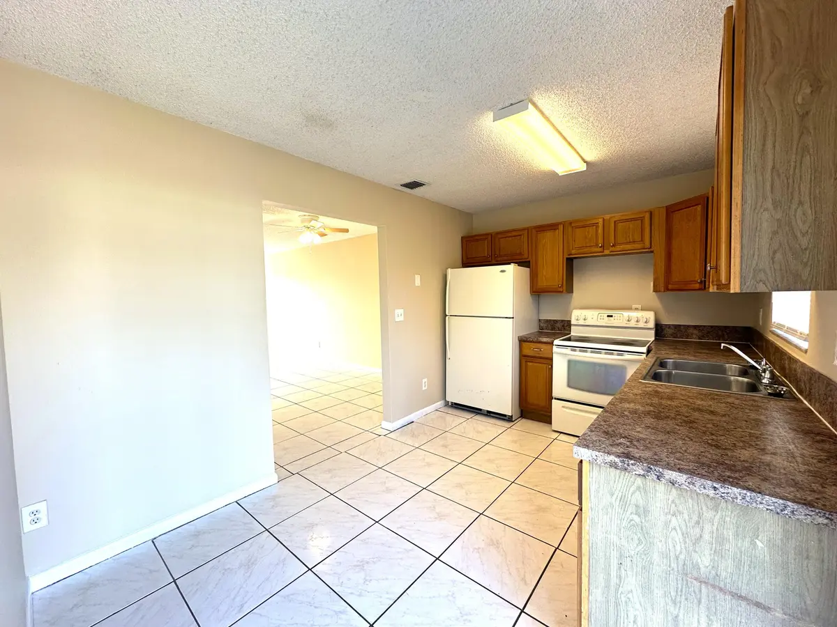 Kitchen 3 at 3365 SE Garden Street 3365, Stuart