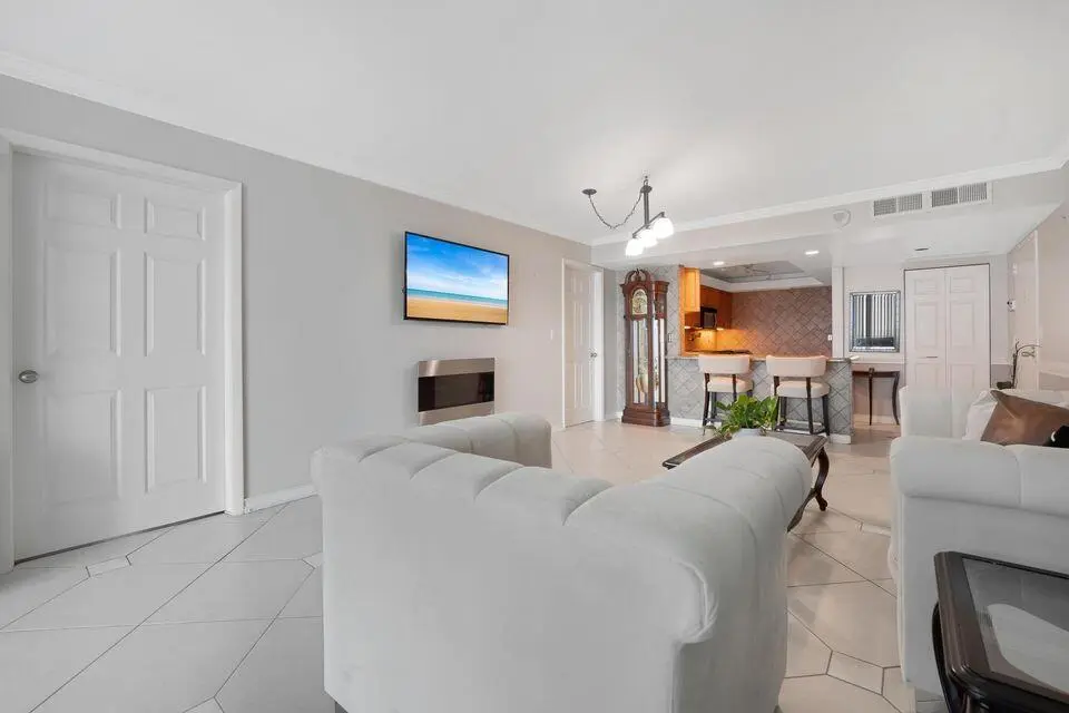 Living 2 at 2400 Presidential Way 1206, West Palm Beach