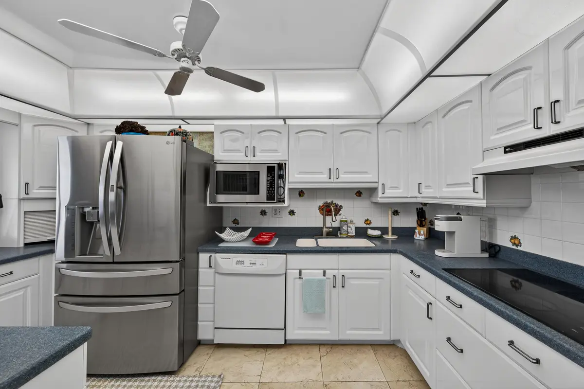 rondino-25 at 531 N Ocean Boulevard 1811, Pompano Beach