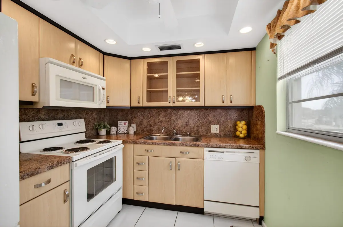 Kitchen at 19 Suffolk A, Boca Raton