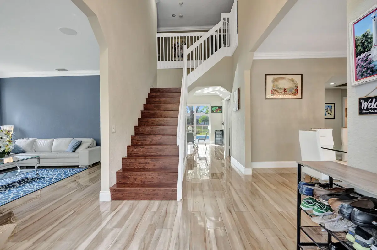 5-web-or-mls-DSC04941 at 6820 NW 73rd Street, Parkland