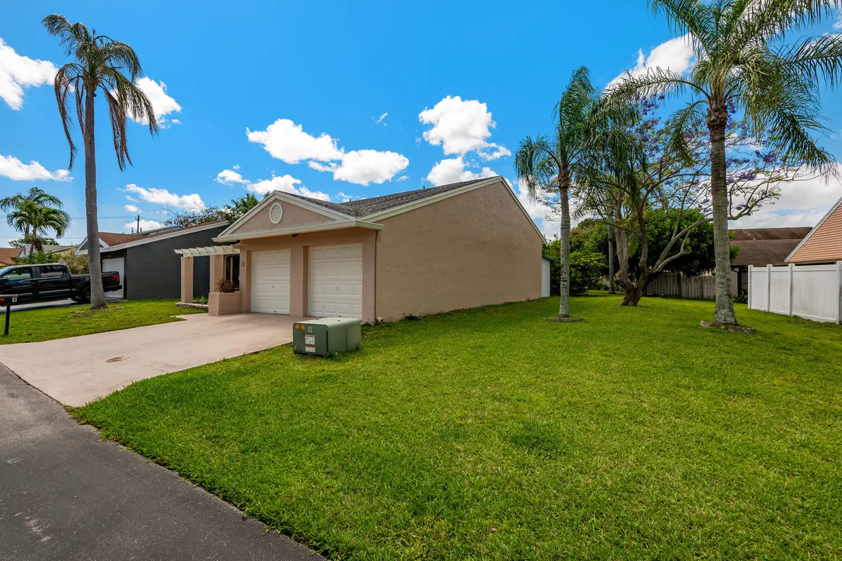 0-29 at 4 Verwood Way, Boynton Beach