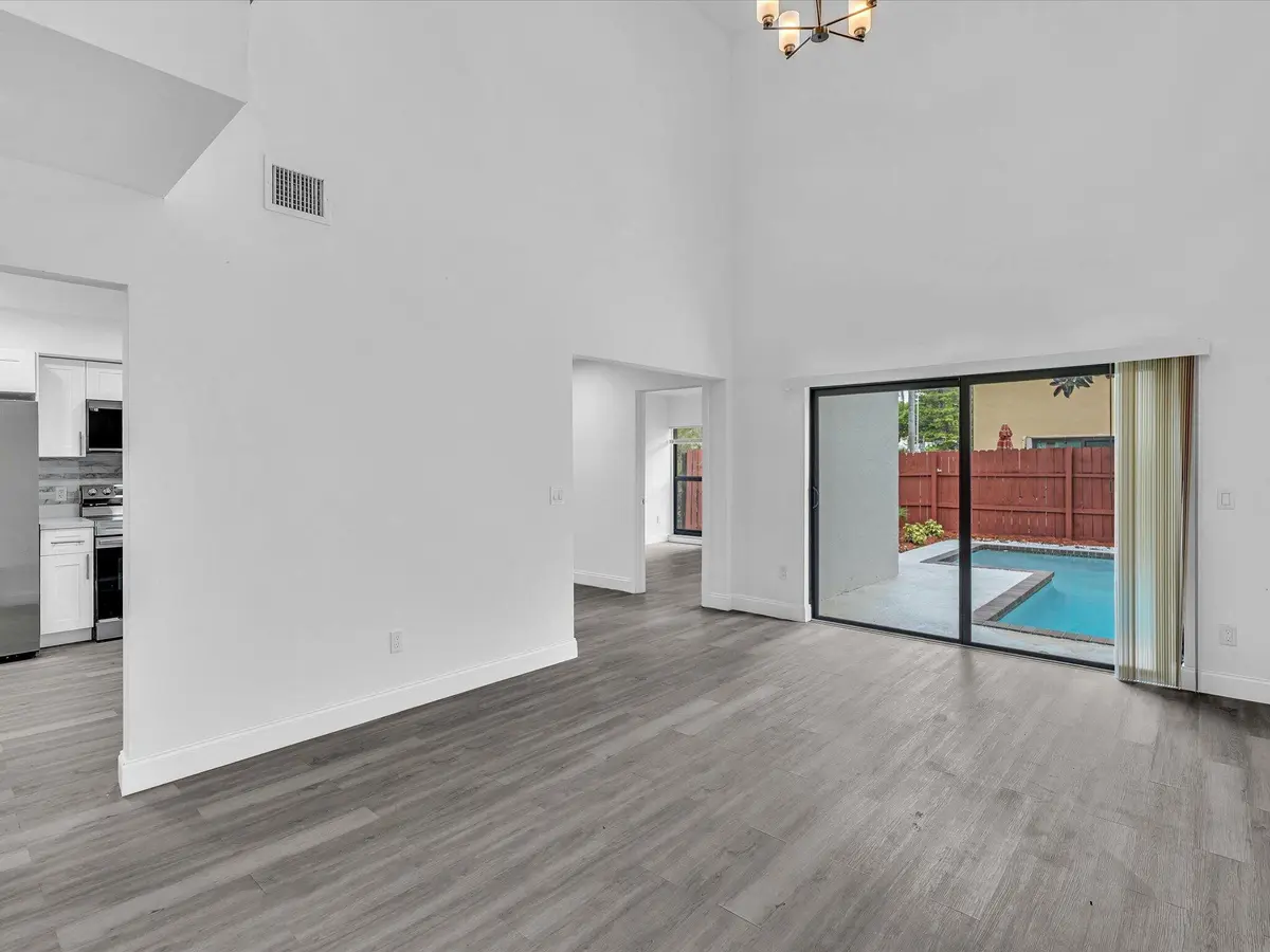 03-FPP00166 at 3841 Farragut Street, Hollywood