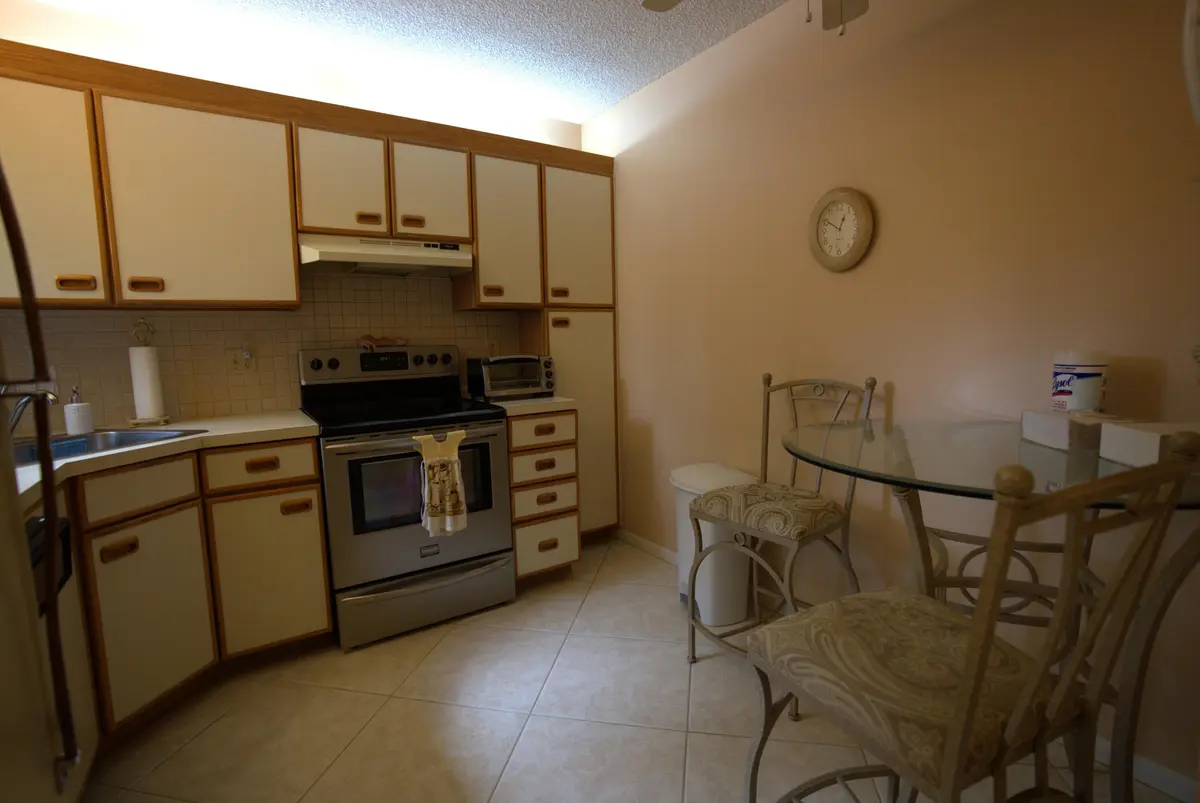 Kitchen at 2956 Carambola Circle 2031, Coconut Creek