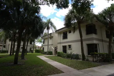 2956 Carambola Circle 2031, Coconut Creek – sold