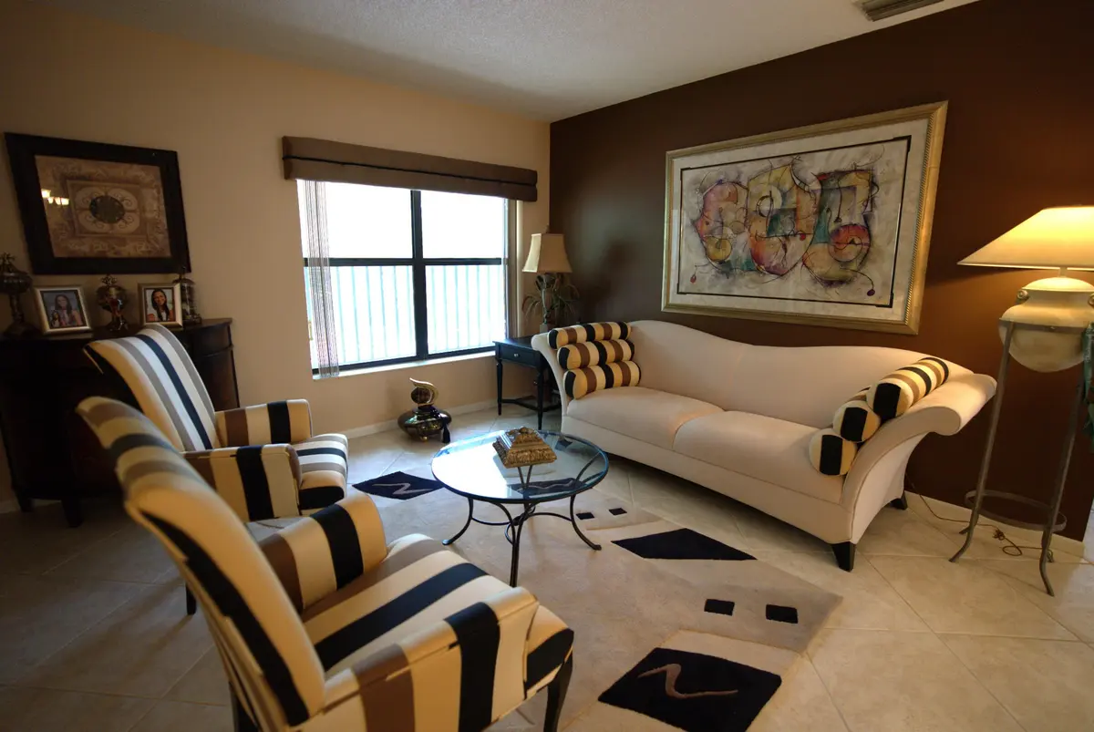 Living Room 2 at 2956 Carambola Circle 2031, Coconut Creek