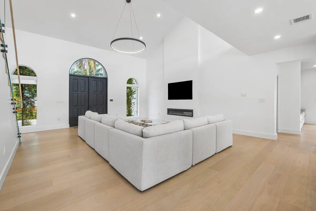 007-1366Southwest4thCourt-BocaRaton-FL-3 at 1366 SW 4th Court, Boca Raton