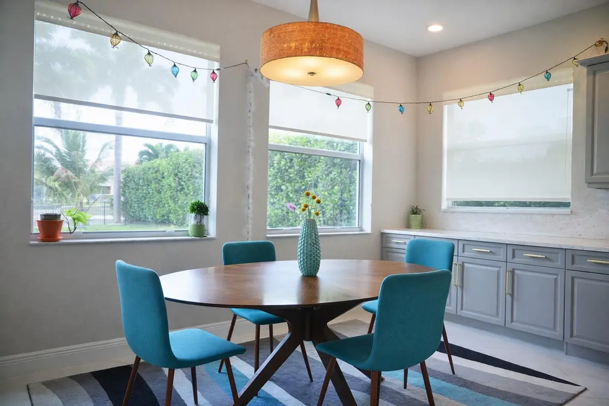 Kitchen Nook at 9720 Phipps Lane, Wellington