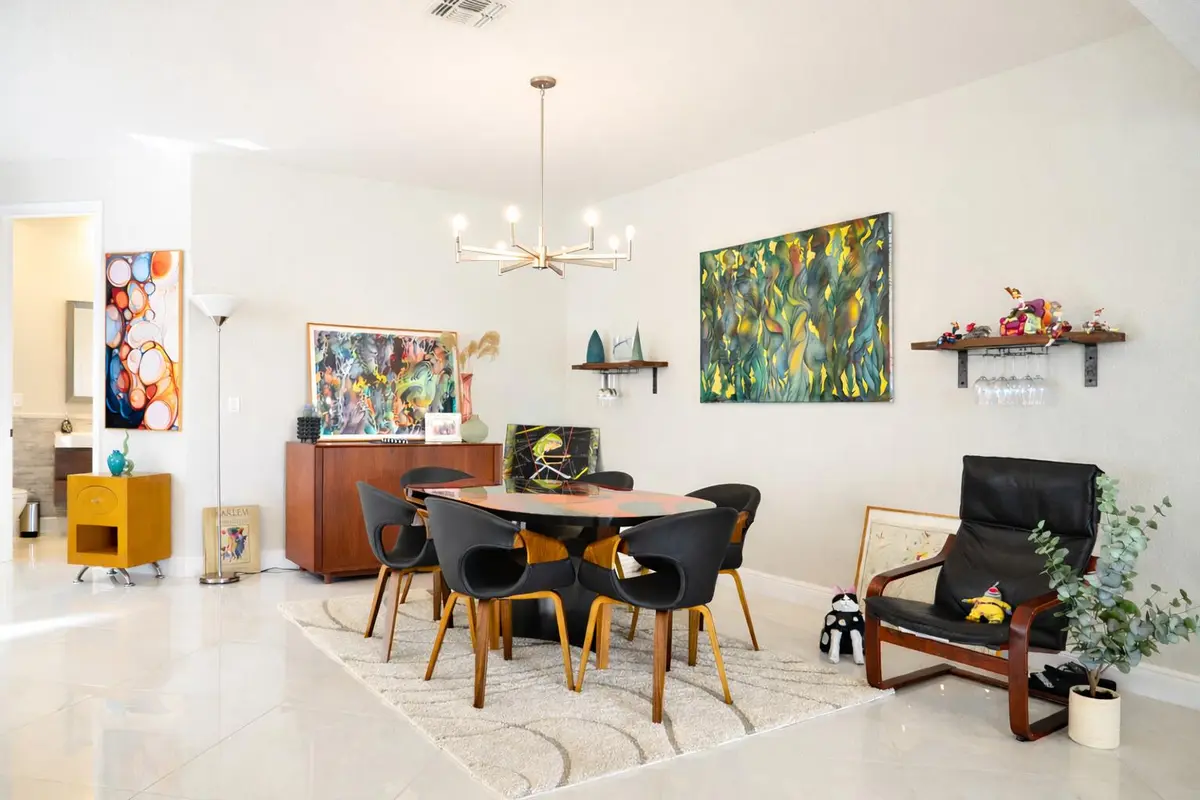 Dining Space at 9720 Phipps Lane, Wellington