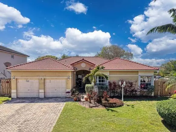 2 Exteriors Front (02) at 21200 SW 92nd Avenue, Cutler Bay