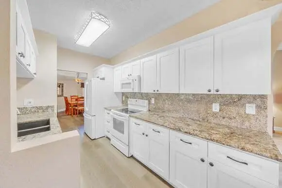 12 Kitchen (2) at 21200 SW 92nd Avenue, Cutler Bay