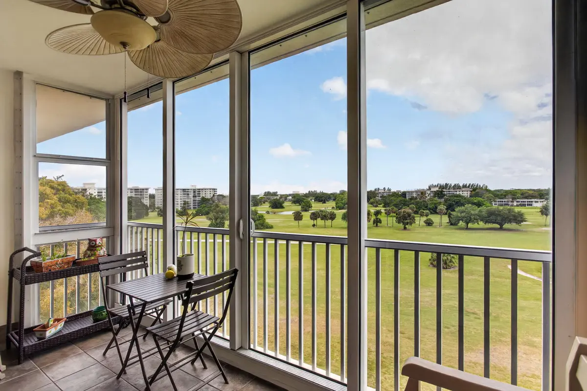 27-web-or-mls-2950-8923 at 2950 N Palm Aire Drive 606, Pompano Beach