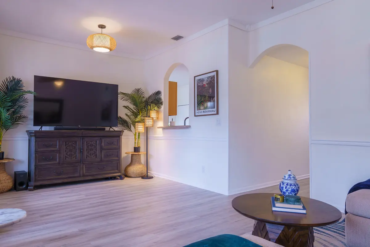 Iaquinto House-8 at 10585 NW 56th Place, Coral Springs