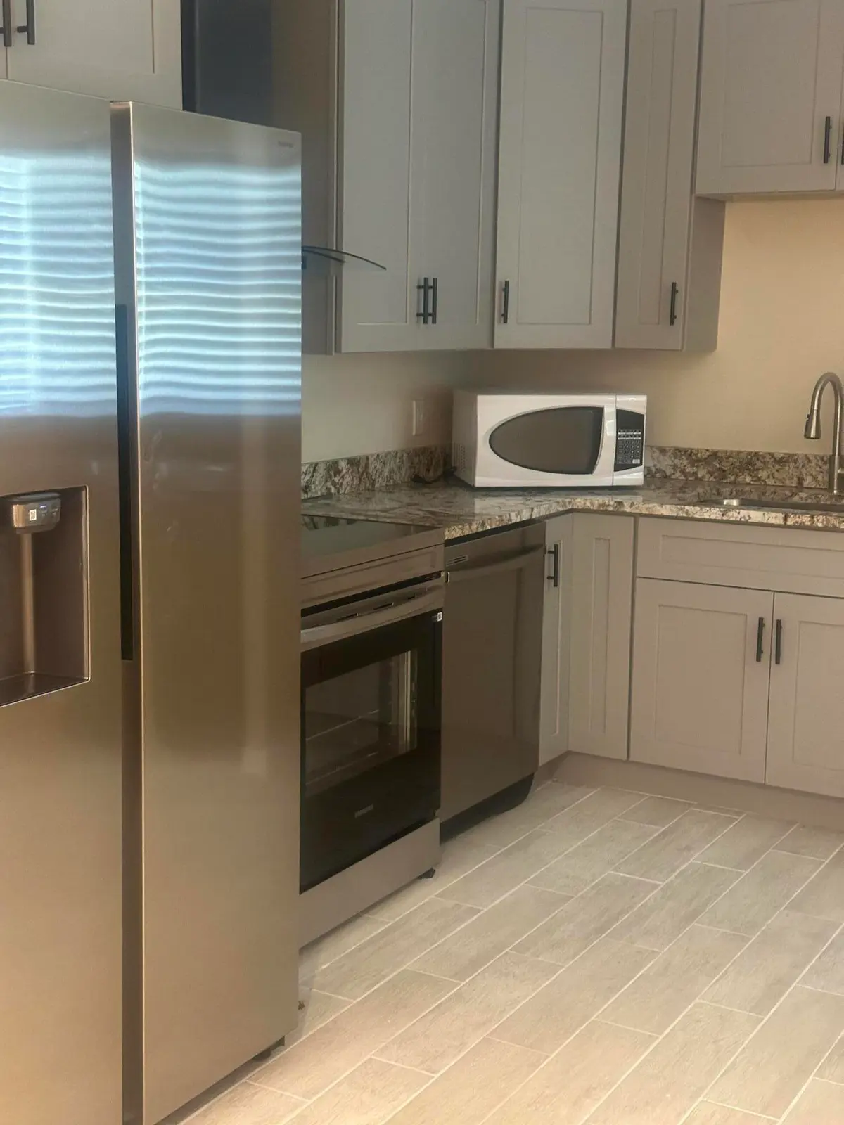 IMG_4783 at 704 N 18th Street B, Fort Pierce