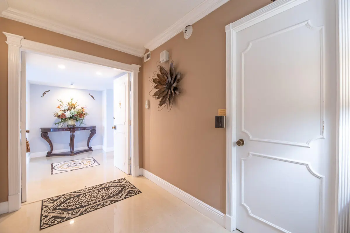 11D semi-private entrance at 1390 S Ocean Boulevard 11d, Pompano Beach