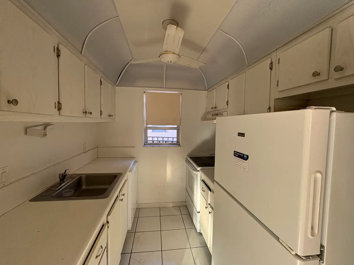 Kitchen at 650 SW 2nd Avenue 2460, Boca Raton