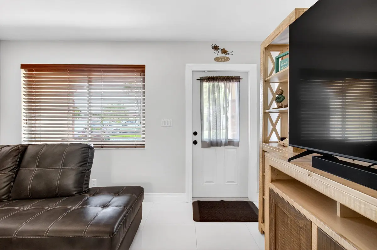 11-web-or-mls-DSC_3145 at 1255 NW 44th Street, Deerfield Beach