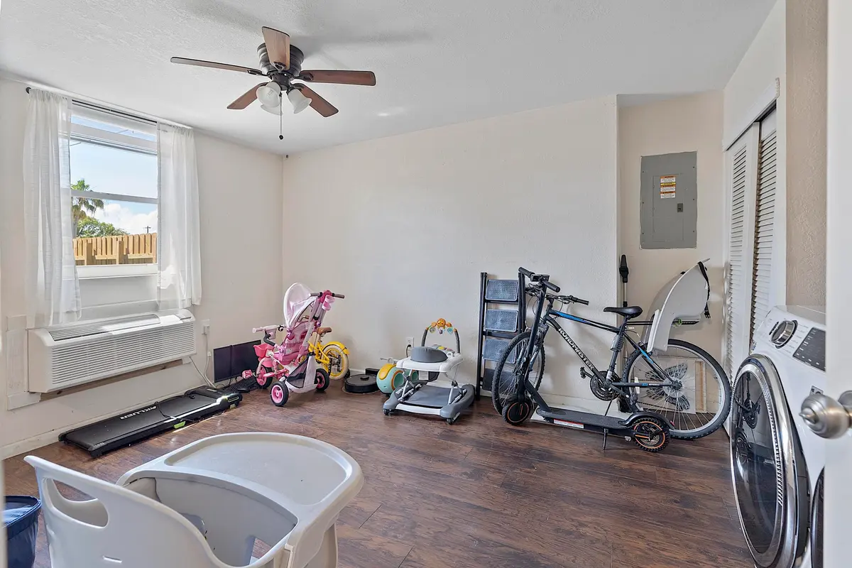 1002 S k St - 218 at 1002 S K Street, Lake Worth Beach