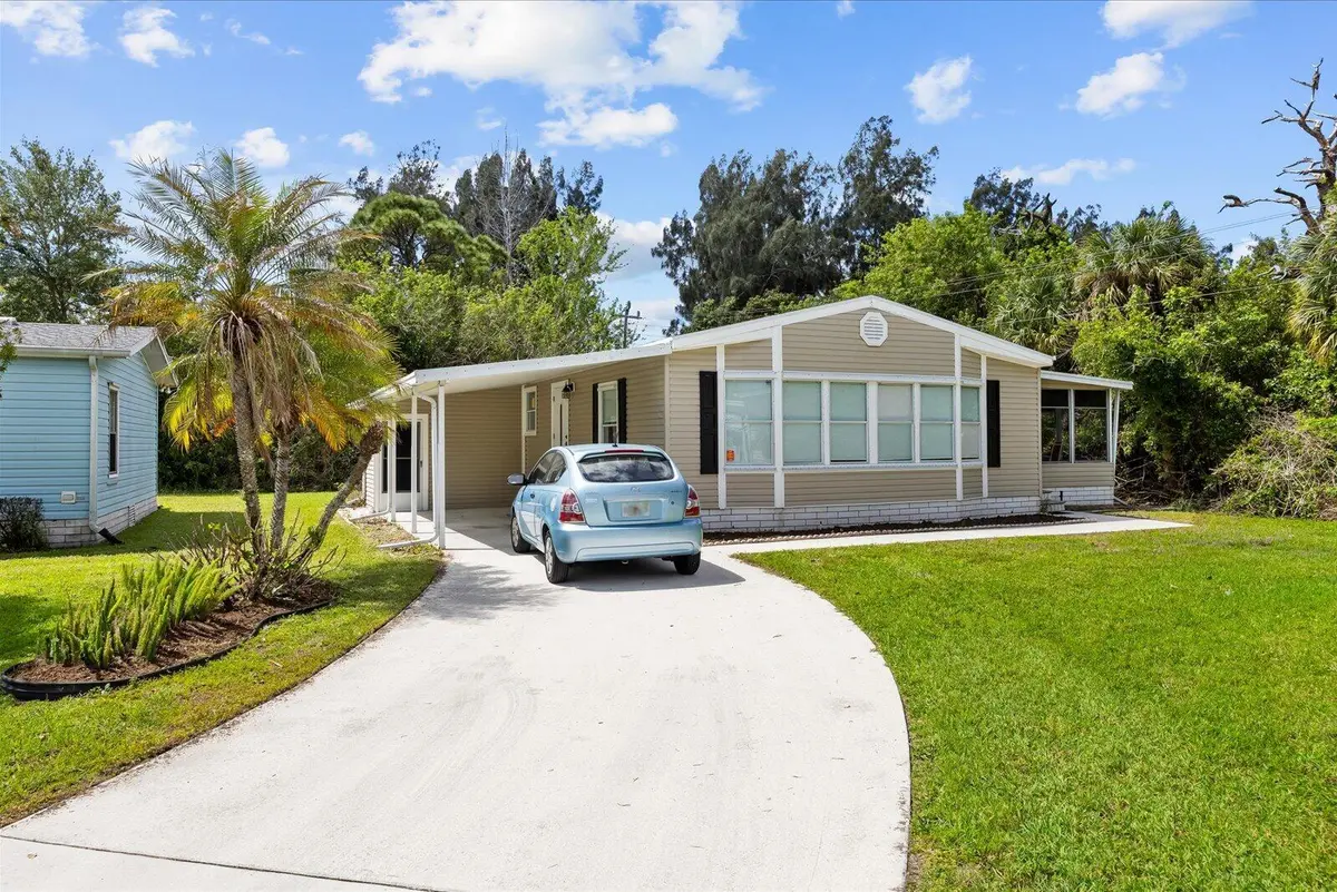 01-hem in-26 at 5683 Hemingway Court, Fort Pierce