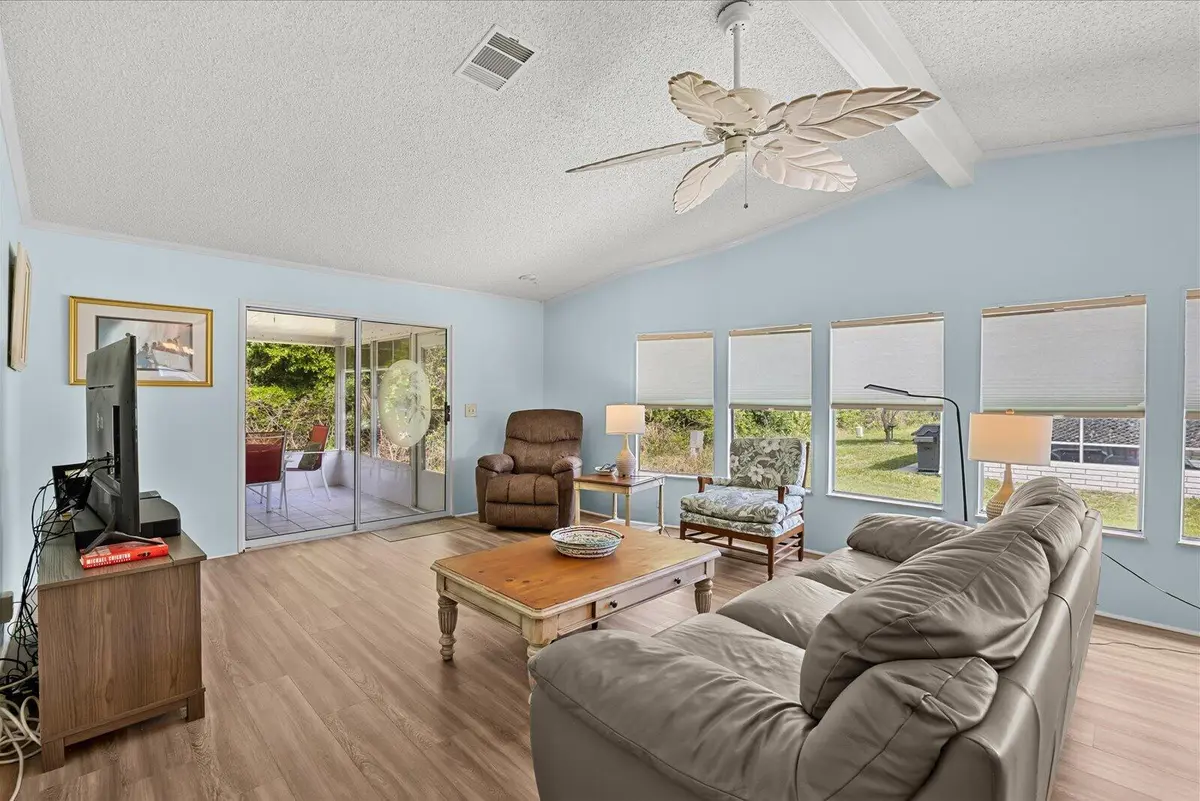 08-hem in-13 at 5683 Hemingway Court, Fort Pierce