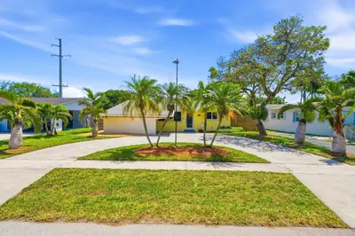 6410 Harding Street, Hollywood – sold