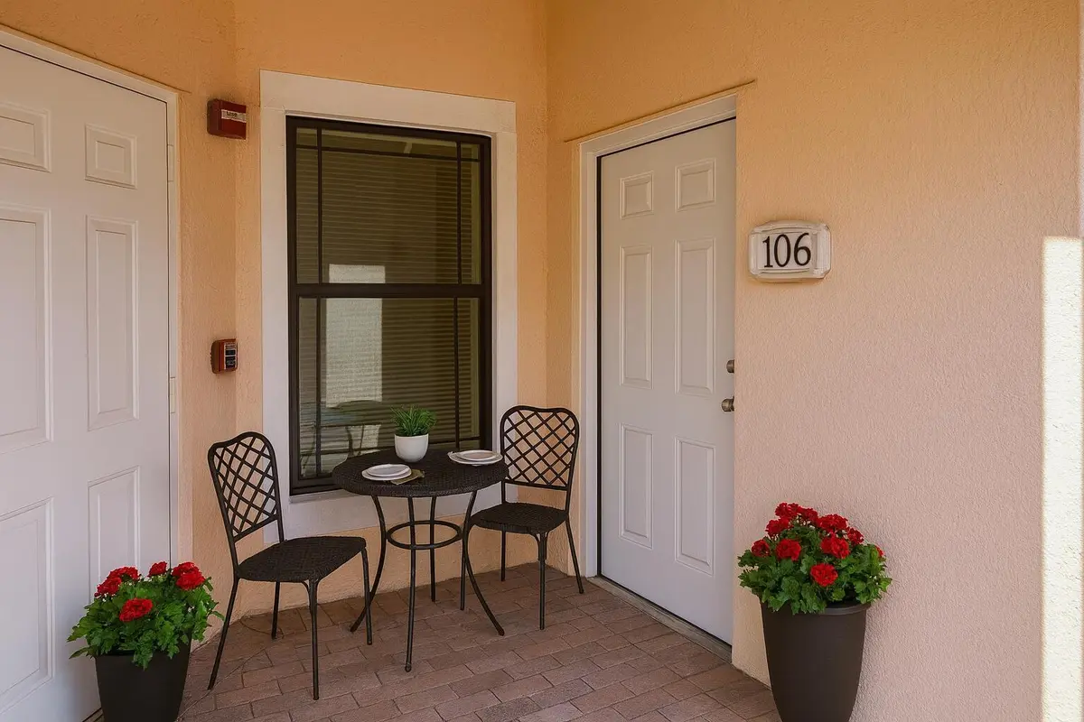ver entance gr & door at 2807 Veronia Drive 106, Palm Beach Gardens