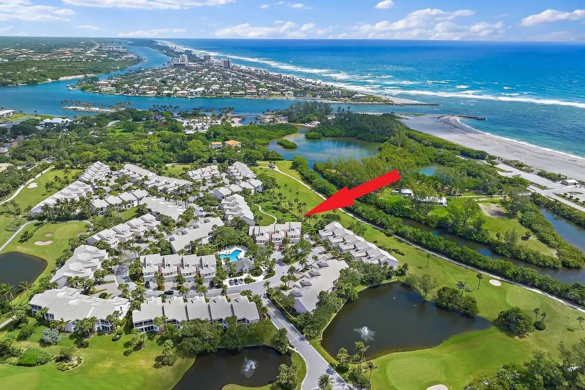 2905 Fairway Aerial 1 w arrow at 2905 Fairway Drive, Jupiter