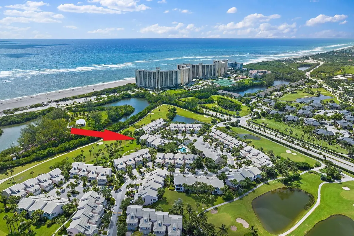 2905 Fairway aerial 2 w arrow at 2905 Fairway Drive, Jupiter