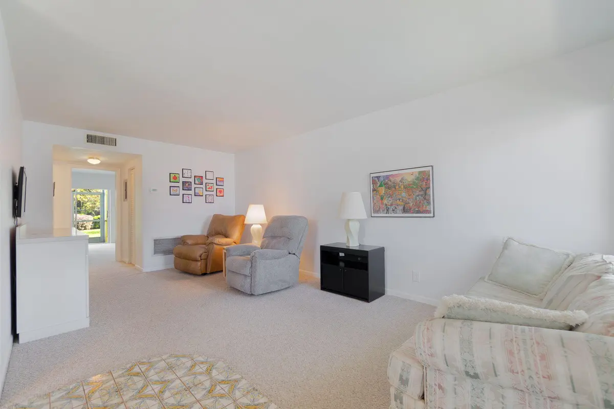 4-web-or-mls-DSC03327 at 2840 Cynthia Lane 101, Lake Worth Beach