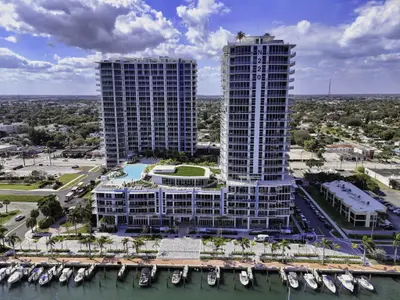 220 Lake Shore Drive 605, Lake Park – sold