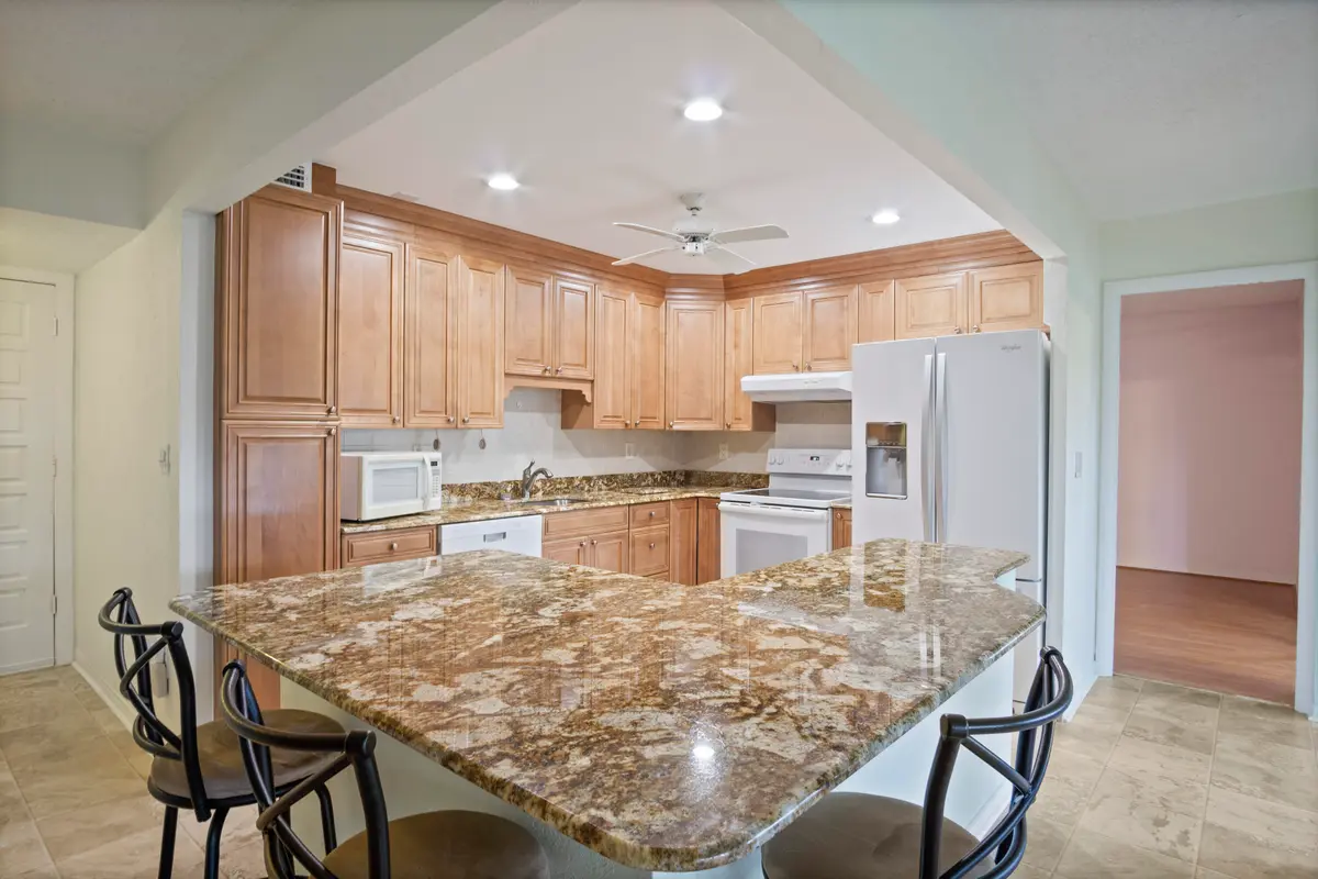 1800 SE Saint Lucie Boulevard 9-204, Stuart, FL – photo 2