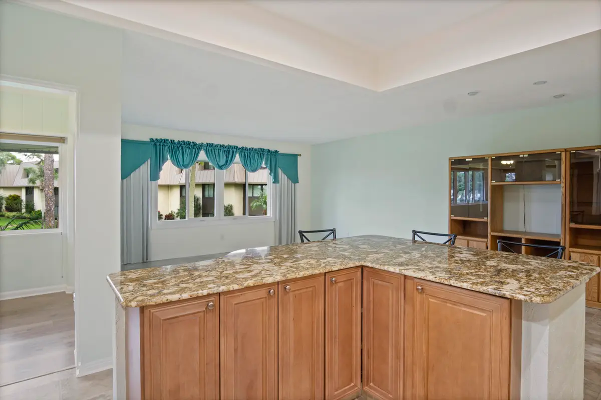 1800 SE Saint Lucie Boulevard 9-204, Stuart, FL – photo 5