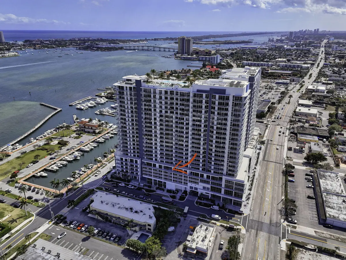 220 Lake Shore Drive 609, Lake Park, FL – photo 5