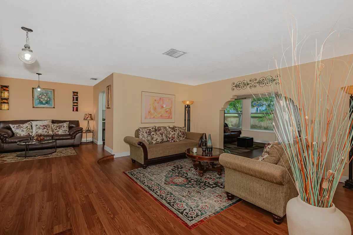 0-2 at 3685 NW 43rd Place, Lauderdale Lakes