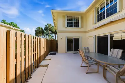 2924 SW 22nd Circle 17c, Delray Beach – sold