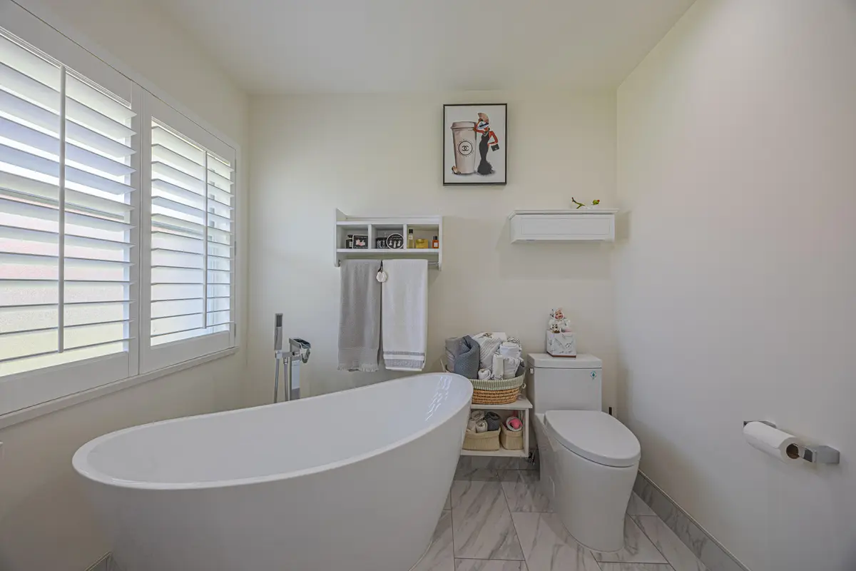 153A0018-HDR at 7594 Seafoam Court, Boynton Beach