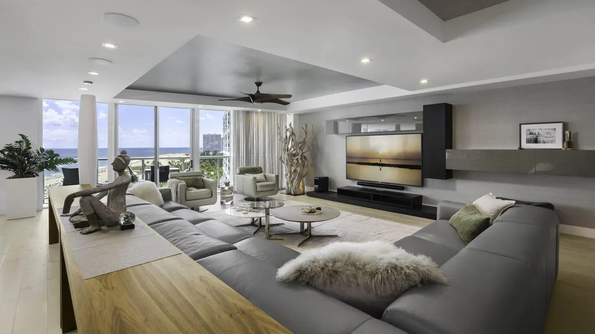 15-15 at 1200 Holiday Drive 1003, Fort Lauderdale