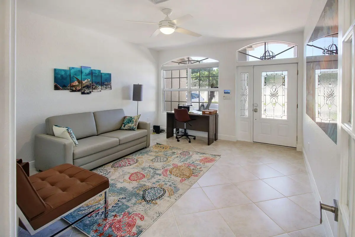 Iy9KALcQ at 218 Pine Avenue, Lauderdale-By-The-Sea