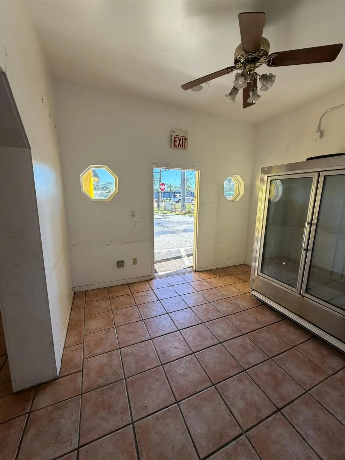 Photo 5 at 8280 S Us Hwy 17 92, Fern Park