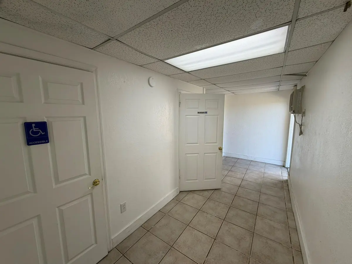 ADA Bathrooms at 8280 S Us Hwy 17 92, Fern Park