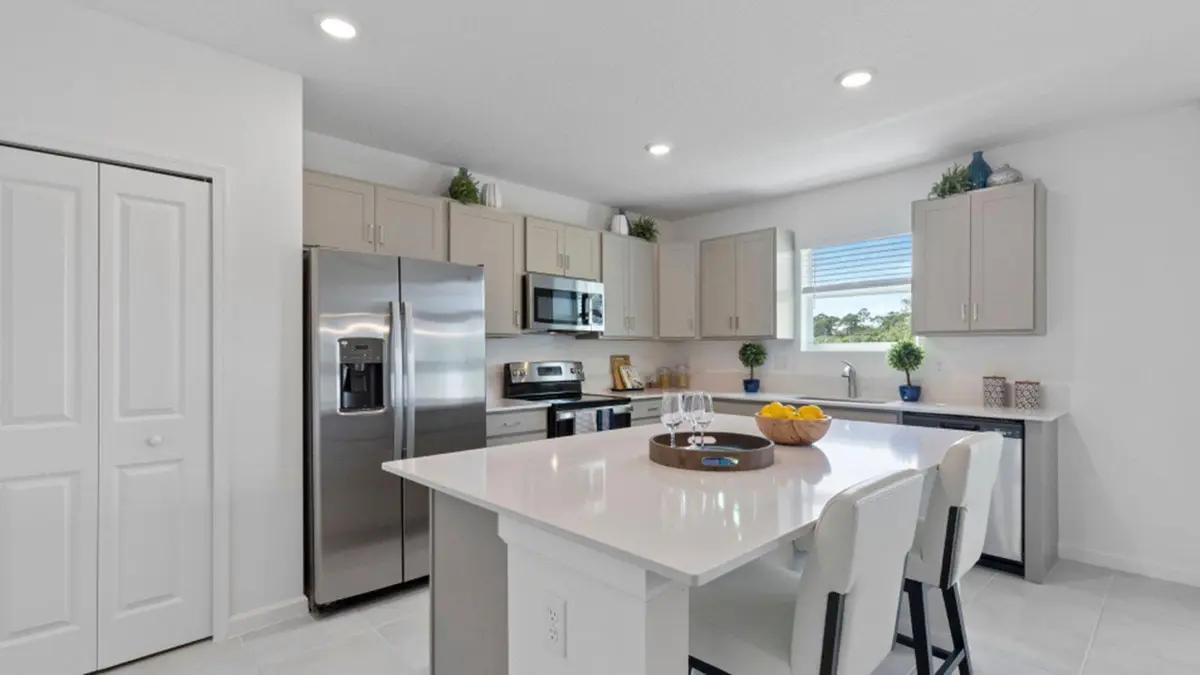 Kitchen at 3202 Spanish Cedar Place, Fort Pierce